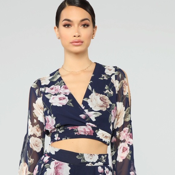 Womens New Fashion Nova Me Without You Set - Navy Floral - Picture 1 of 6